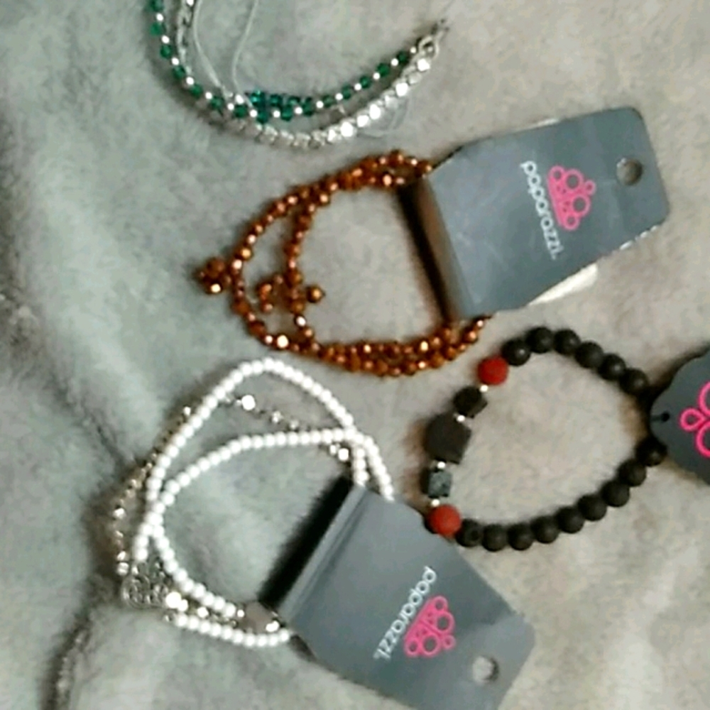 Bracelet